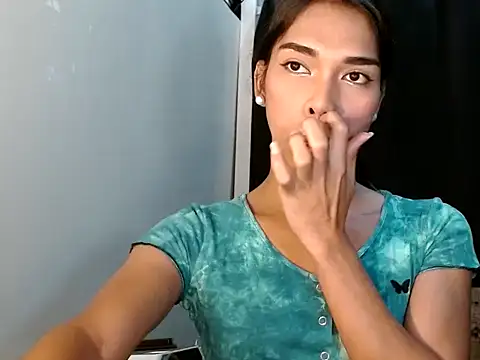 angelaxmonroe online show from April 2026 09:50:01 PM