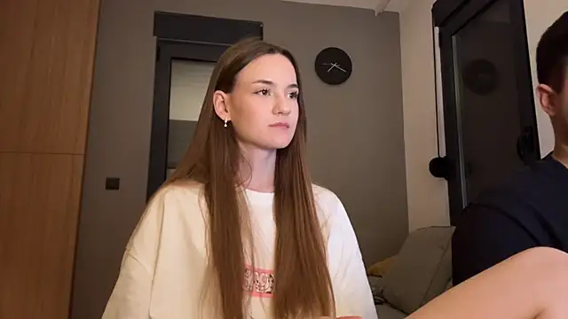 Snapshot of TenDouble chatting on October 2025 07:38:02 PM TenDouble online show from October 2025 07:38:02 PM