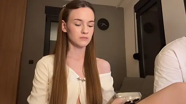 Snapshot of TenDouble chatting on September 2025 08:08:02 PM TenDouble online show from September 2025 08:08:02 PM