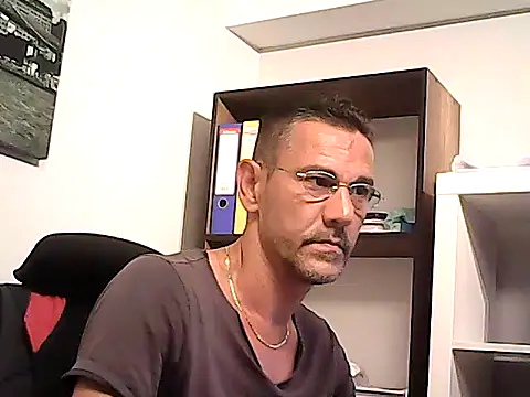 Snapshot of mastercharisma35 chatting on June 2026 12:05:02 PM mastercharisma35 online show from June 2026 12:05:02 PM