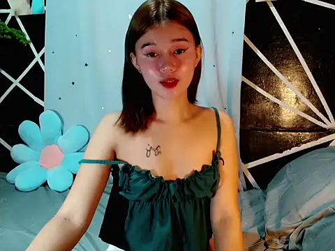 urgirl mikah online show from September 2025 10:39:01 PM