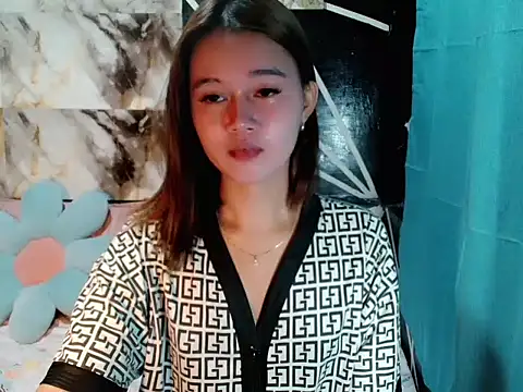 urgirl mikah online show from November 2025 05:29:02 AM