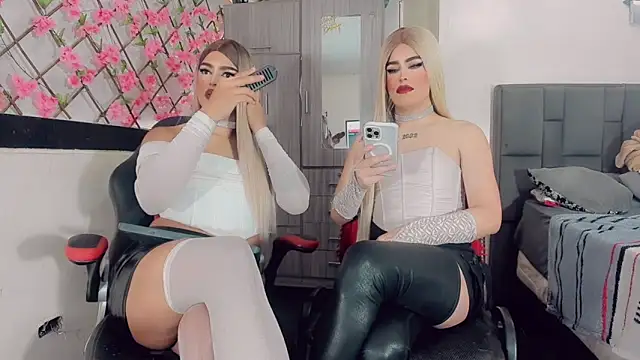 Snapshot of thiara_veky chatting on February 2026 07:22:01 PM thiara veky online show from February 2026 07:22:01 PM