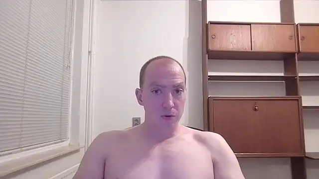 Snapshot of dutch_girl_lover chatting on May 2026 07:41:01 PM dutch girl lover online show from May 2026 07:41:01 PM