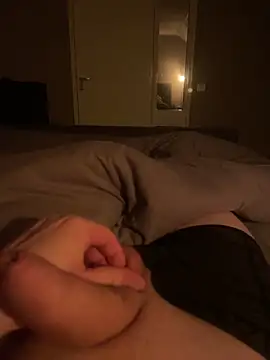 dutch girl lover online show from February 2026 12:22:02 AM