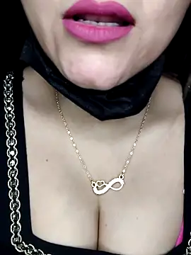 Snapshot of Horny_Shalu chatting on December 2025 05:51:01 PM Horny Shalu online show from December 2025 05:51:01 PM