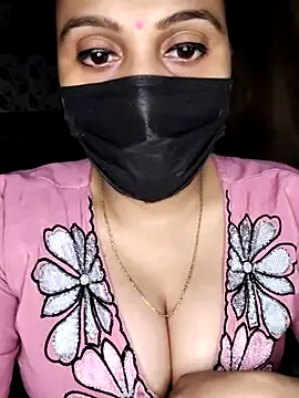Snapshot of Horny_Shalu chatting on April 2026 05:21:01 PM Horny Shalu online show from April 2026 05:21:01 PM