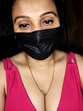 Snapshot of Horny_Shalu chatting on April 2026 07:11:01 AM Horny Shalu online show from April 2026 07:11:01 AM