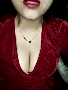 Snapshot of Horny_Shalu chatting on October 2025 05:45:02 PM Horny Shalu online show from October 2025 05:45:02 PM