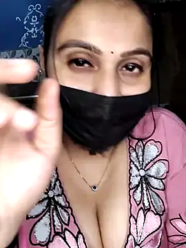 Snapshot of Horny_Shalu chatting on February 2026 06:17:01 PM Horny Shalu online show from February 2026 06:17:01 PM