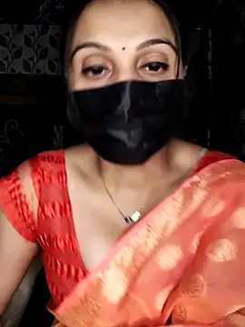 Snapshot of Horny_Shalu chatting on November 2025 05:52:02 PM Horny Shalu online show from November 2025 05:52:02 PM