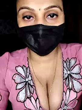 Snapshot of Horny_Shalu chatting on May 2026 05:06:02 PM Horny Shalu online show from May 2026 05:06:02 PM