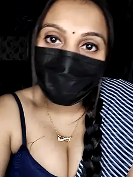 Snapshot of Horny_Shalu chatting on December 2025 05:18:02 PM Horny Shalu online show from December 2025 05:18:02 PM