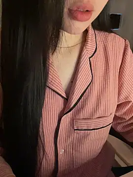 Nancy68 online show from April 2026 05:10:01 AM