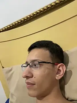 safadezanunes2 online show from October 2025 08:30:02 PM