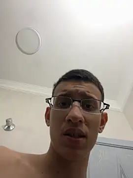 safadezanunes2 online show from October 2025 05:21:02 PM