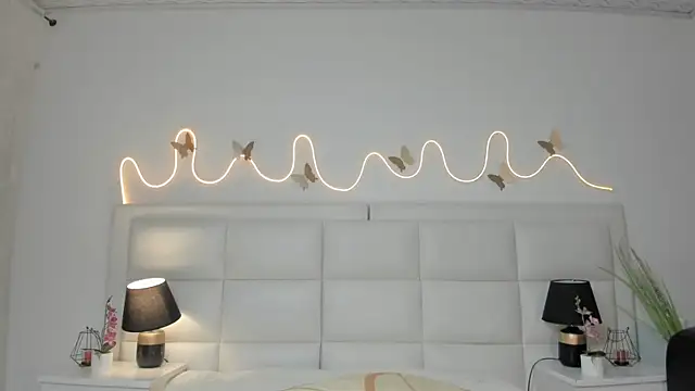 InnaVolkova online show from April 2026 12:18:02 PM