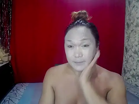 glamorousaMHARGA online show from November 2025 05:50:01 PM