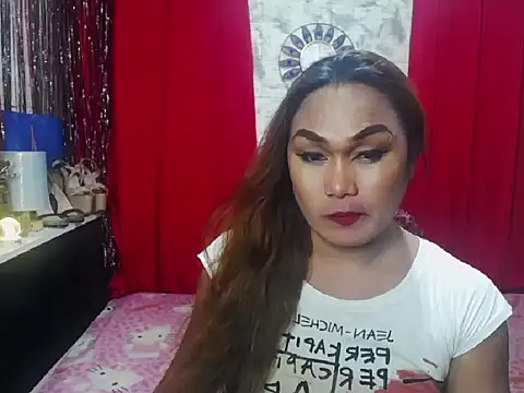 glamorousaMHARGA online show from October 2025 03:41:01 PM