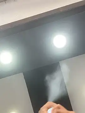 KinkyCutie1 online show from October 2025 07:36:01 PM