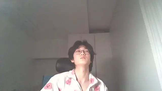 Snapshot of imurboy chatting on October 2025 05:14:01 PM imurboy online show from October 2025 05:14:01 PM