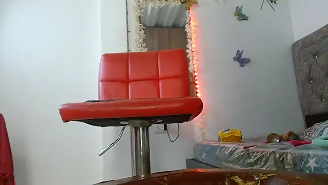 Snapshot of Meriilyn_Monroe724 chatting on November 2025 03:48:01 PM Meriilyn Monroe724 online show from November 2025 03:48:01 PM