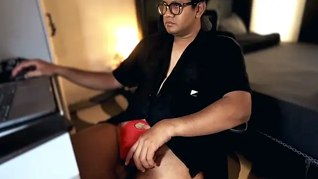 wildylive online show from April 2026 02:36:01 AM