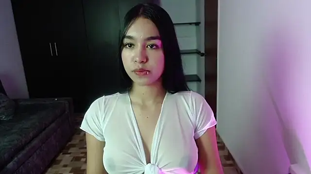 kyra fox  online show from February 2026 01:10:01 PM