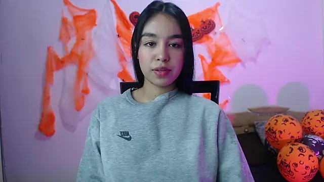 Snapshot of kyra_fox_ chatting on October 2025 12:40:02 PM kyra fox online show from October 2025 12:40:02 PM