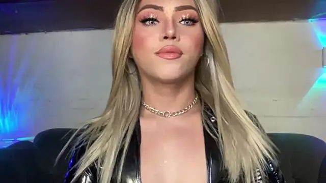 calimonroe online show from October 2025 06:28:02 PM