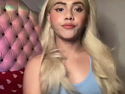 calimonroe online show from March 2026 04:22:01 AM