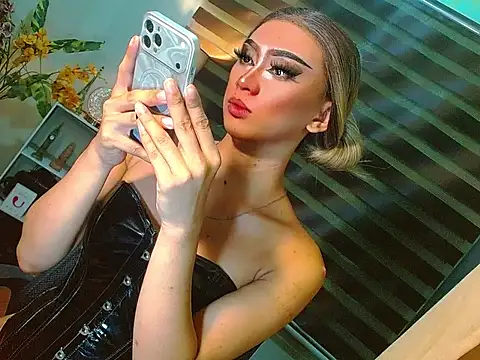 Queen yasii 88 online show from July 2026 02:10:02 PM