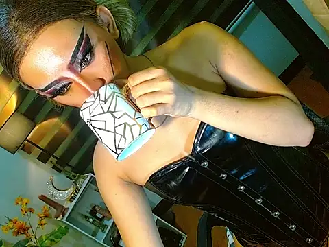 Queen yasii 88 online show from May 2026 01:18:02 PM