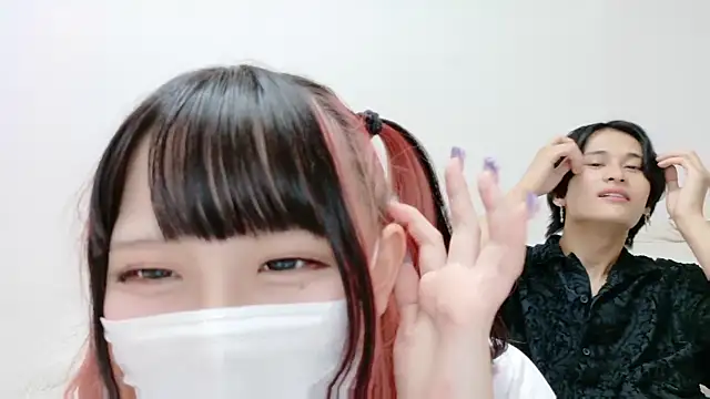 Snapshot of Hina-qp chatting on October 2025 10:52:01 AM Hina-qp online show from October 2025 10:52:01 AM