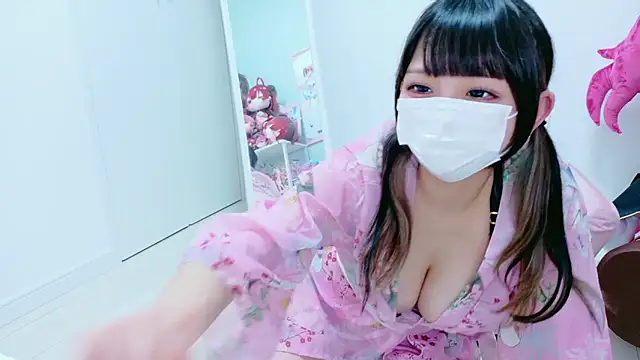 Snapshot of Hina-qp chatting on June 2026 10:43:02 AM Hina-qp online show from June 2026 10:43:02 AM