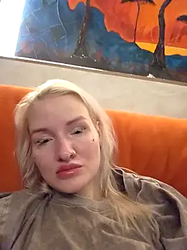 KateMonroe online show from May 2026 10:44:02 PM