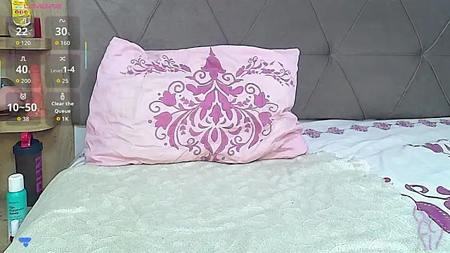 true2 couple online show from February 2026 10:04:01 AM