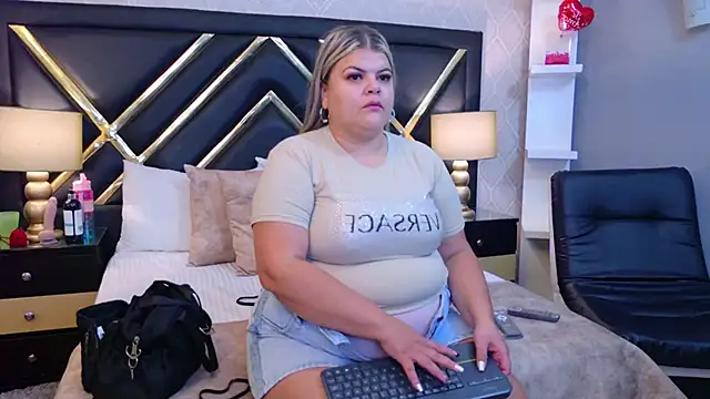 KiimBrooks online show from October 2025 11:10:02 AM