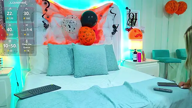 KiimBrooks online show from October 2025 11:31:02 AM