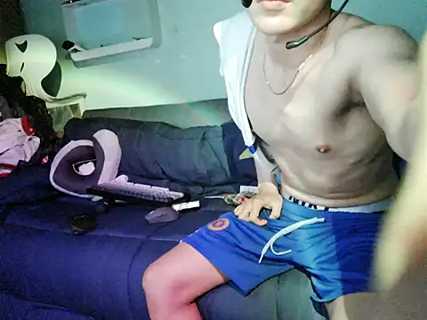 boyhigh1997 online show from March 2026 06:52:02 PM