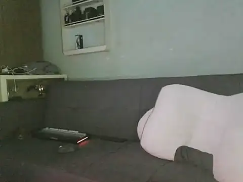 boyhigh1997 online show from April 2026 06:36:01 PM
