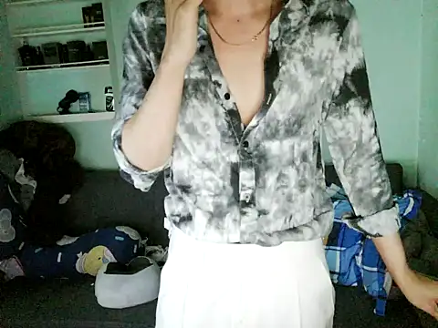 boyhigh1997 online show from February 2026 06:58:01 AM