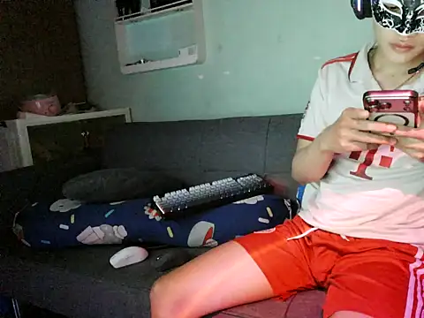 boyhigh1997 online show from February 2026 07:49:02 PM