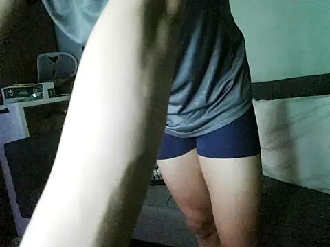 boyhigh1997 online show from April 2026 06:53:01 AM