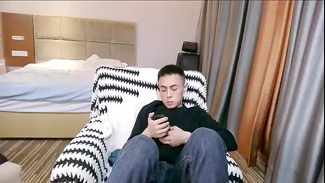 Tsia-Die online show from November 2025 09:30:01 AM