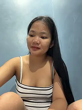 Snapshot of princess_janine chatting on June 2026 09:37:02 AM princess janine online show from June 2026 09:37:02 AM