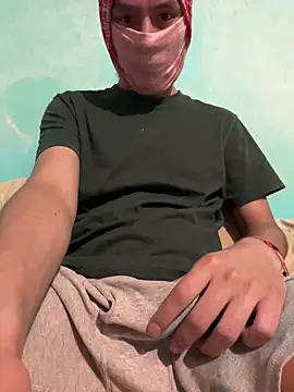 Skinny Longhair online show from April 2026 12:59:02 AM