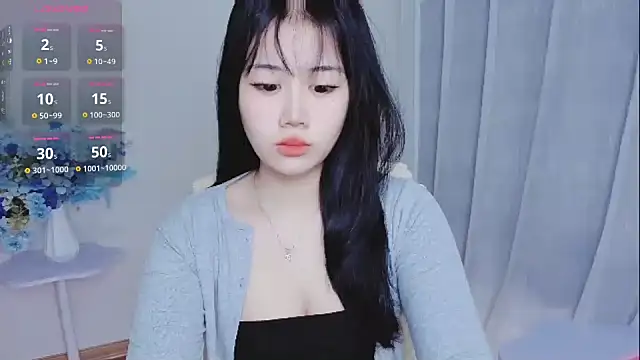 Snapshot of -Rose-Lucky- chatting on October 2025 01:17:02 AM -Rose-Lucky- online show from October 2025 01:17:02 AM