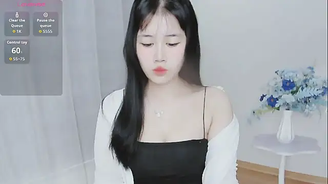 Snapshot of -Rose-Lucky- chatting on November 2025 12:38:01 AM -Rose-Lucky- online show from November 2025 12:38:01 AM