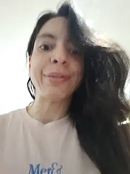 chicalunar24 online show from November 2025 04:01:01 AM